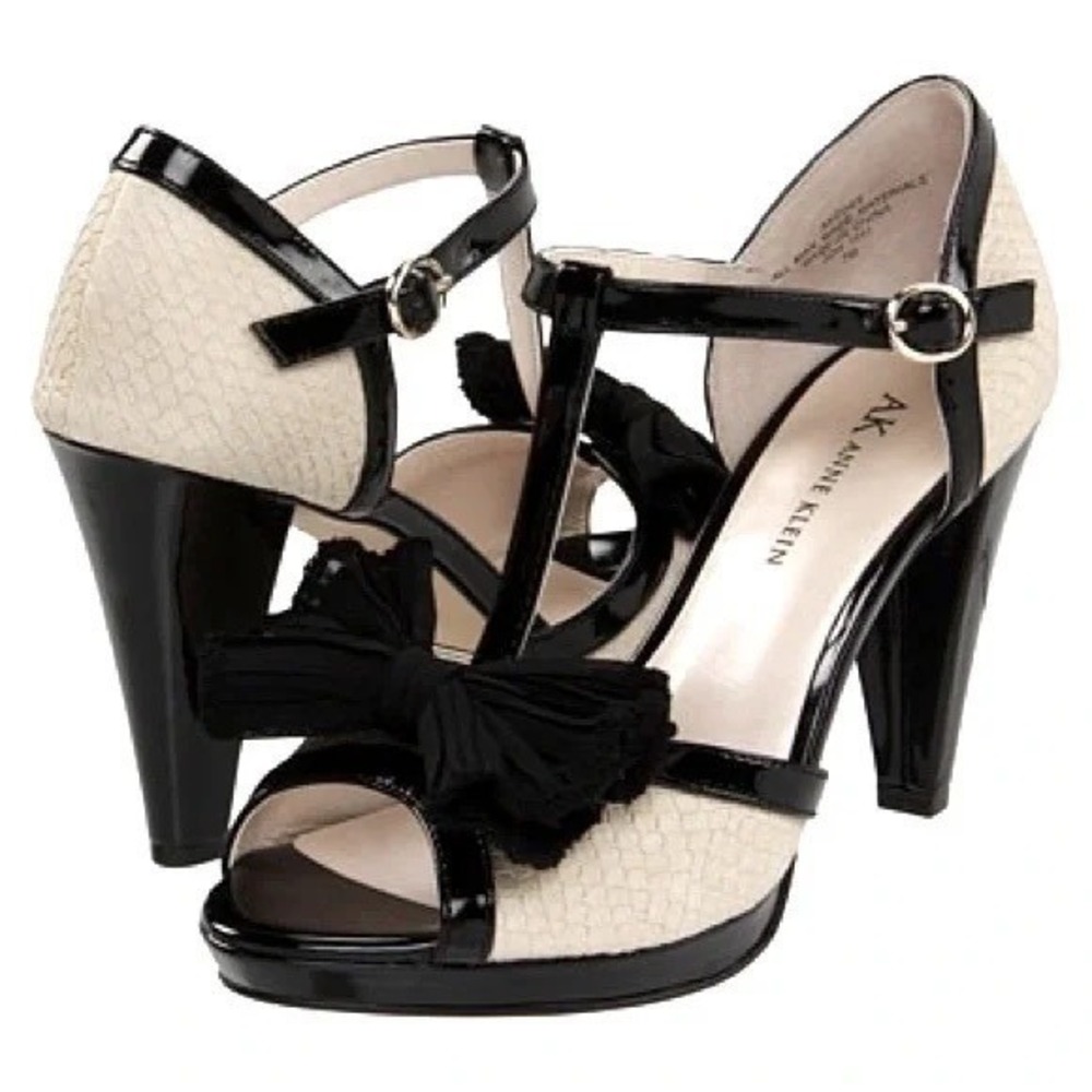 AK Anne Klein Women's 8.5 Akedee T-Strap Bow Heels Black Cream Snakeskin